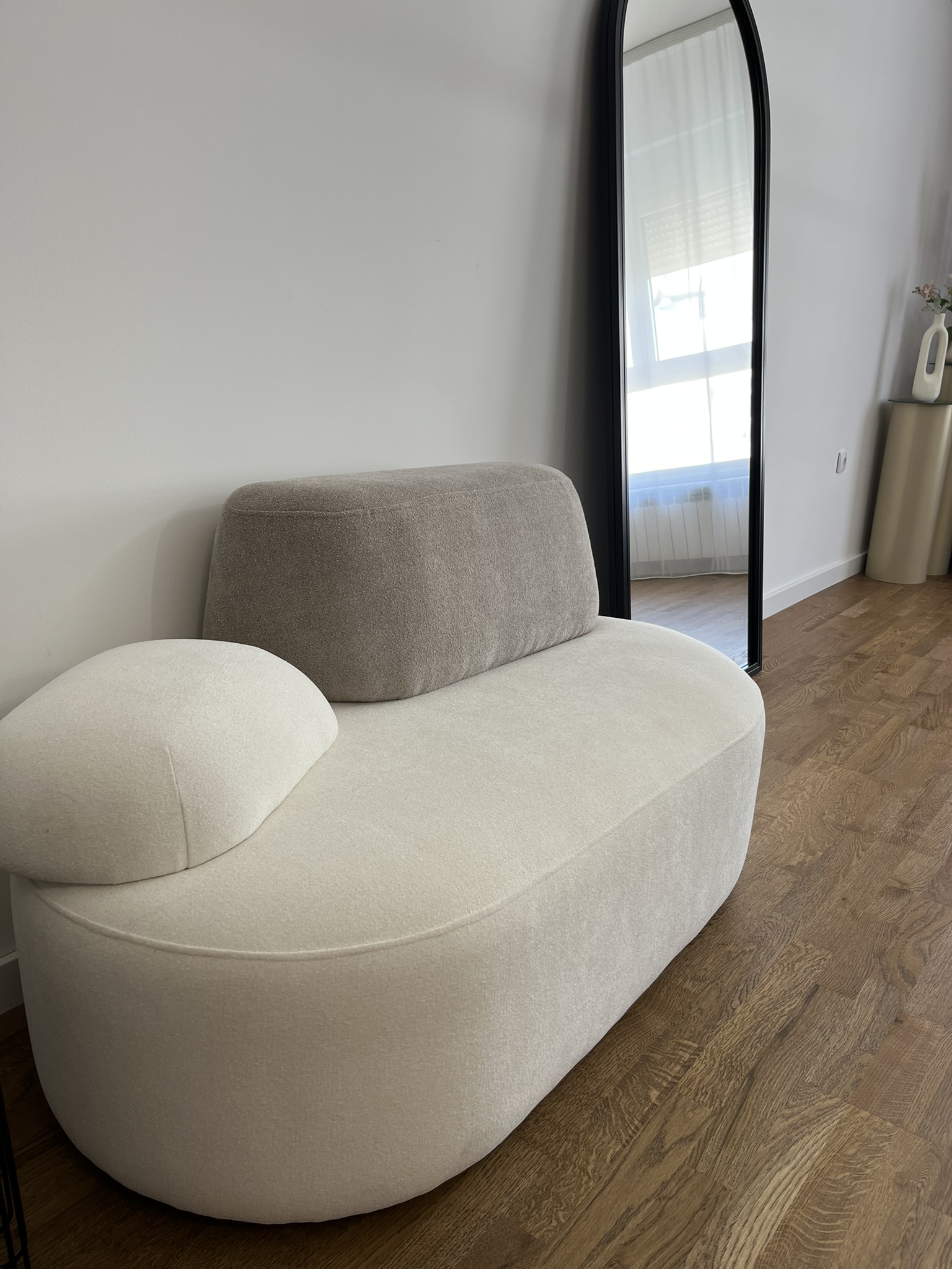 Sofa Orvieto - Gvozdena ruka